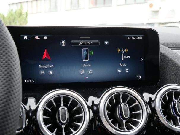 Mercedes-Benz GLA 220 4MATIC AMG Night Distronic 360° AHK