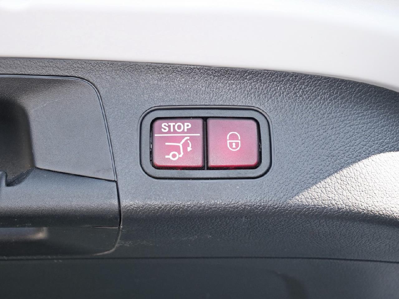 Mercedes-Benz GLA 220 d 4M Progressive Night Panorama AHK 360°