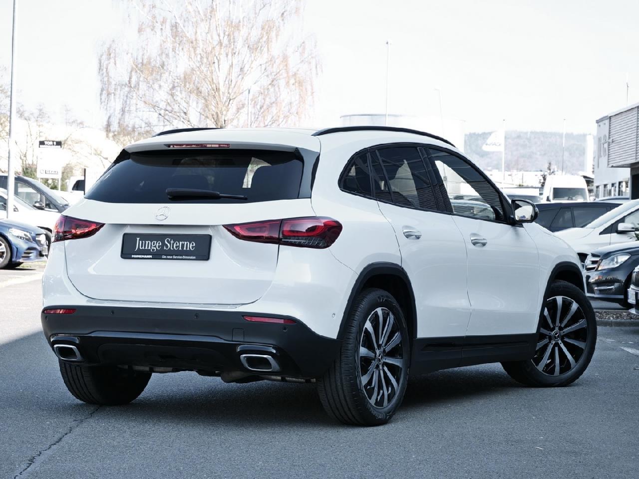 Mercedes-Benz GLA 220 d 4M Progressive Night Panorama AHK 360°