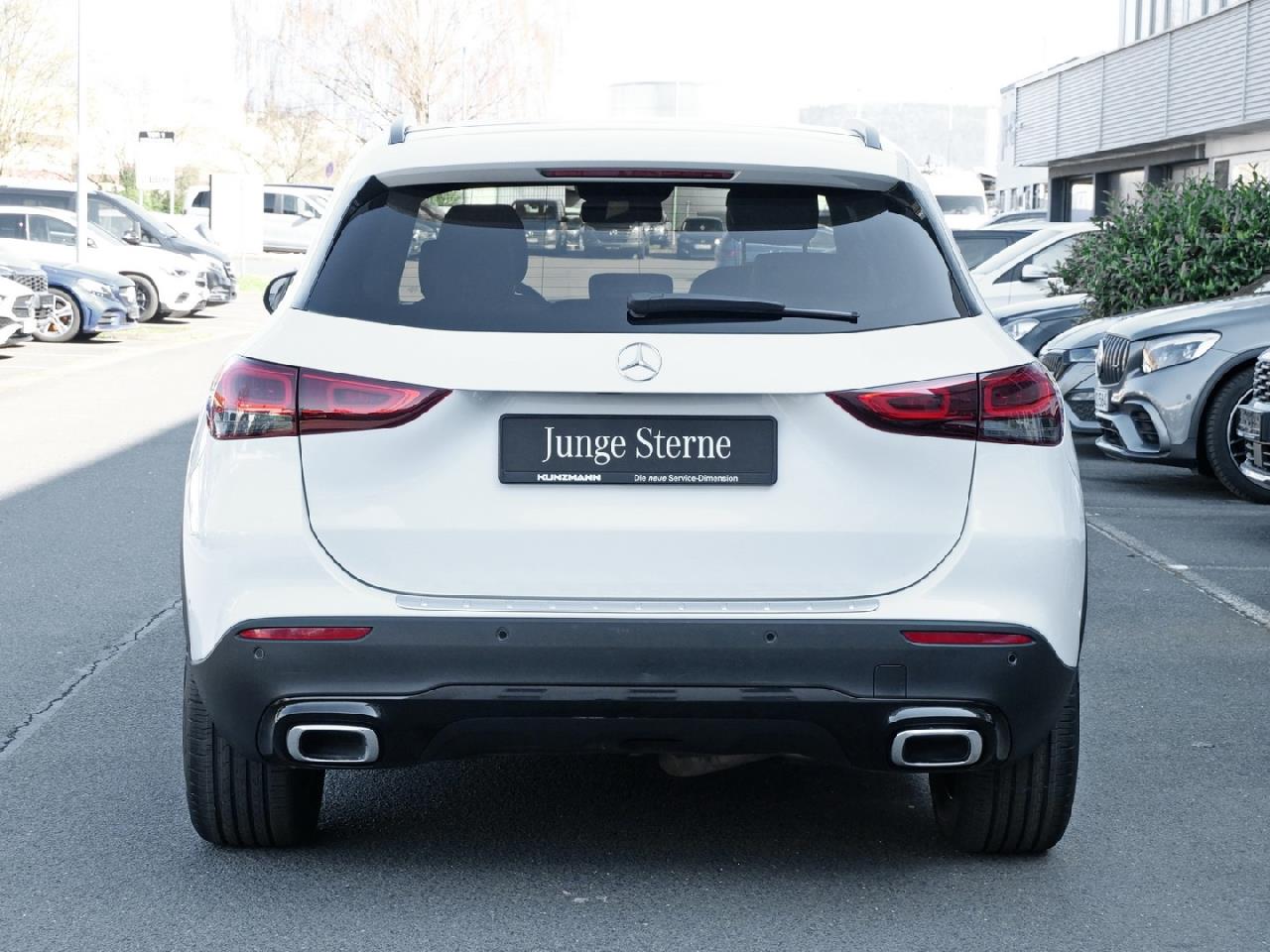 Mercedes-Benz GLA 220 d 4M Progressive Night Panorama AHK 360°