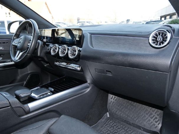 Mercedes-Benz GLA 220 d 4M Progressive Night Panorama AHK 360°