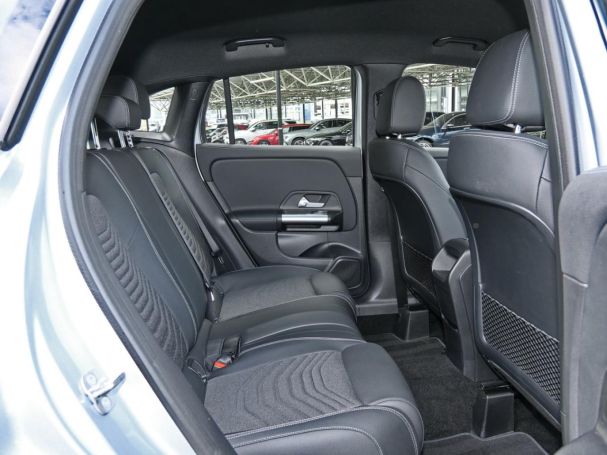 Mercedes-Benz GLA 220 d 4M Progressive Navi AHK Kamera EasyP