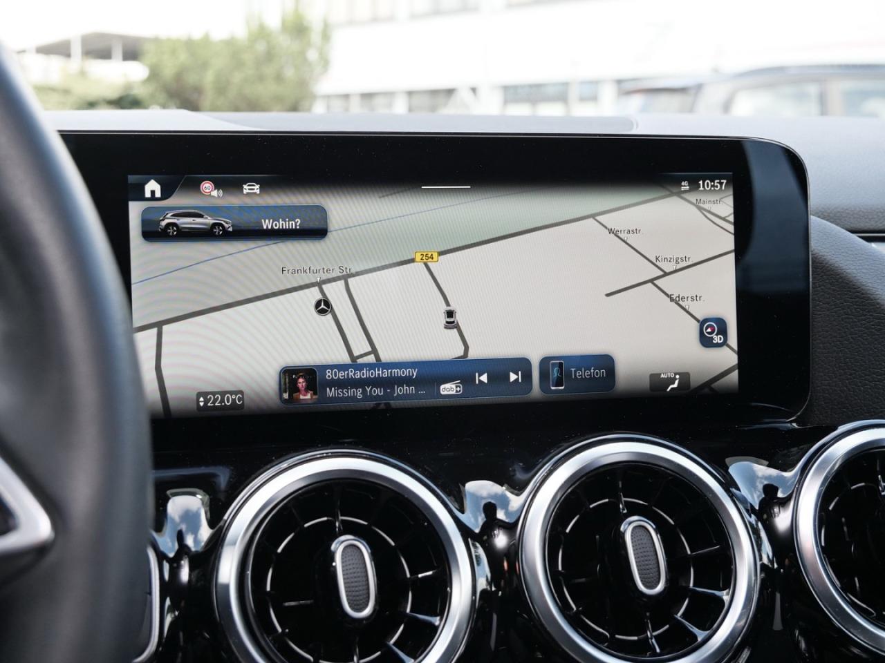 Mercedes-Benz GLA 220 d 4M Progressive Navi AHK Kamera EasyP