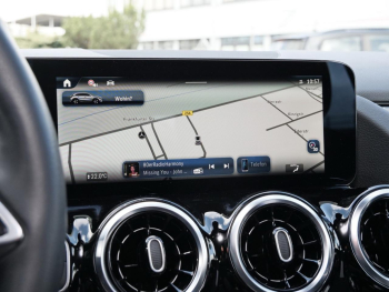 Mercedes-Benz GLA 220 d 4M Progressive Navi AHK Kamera EasyP