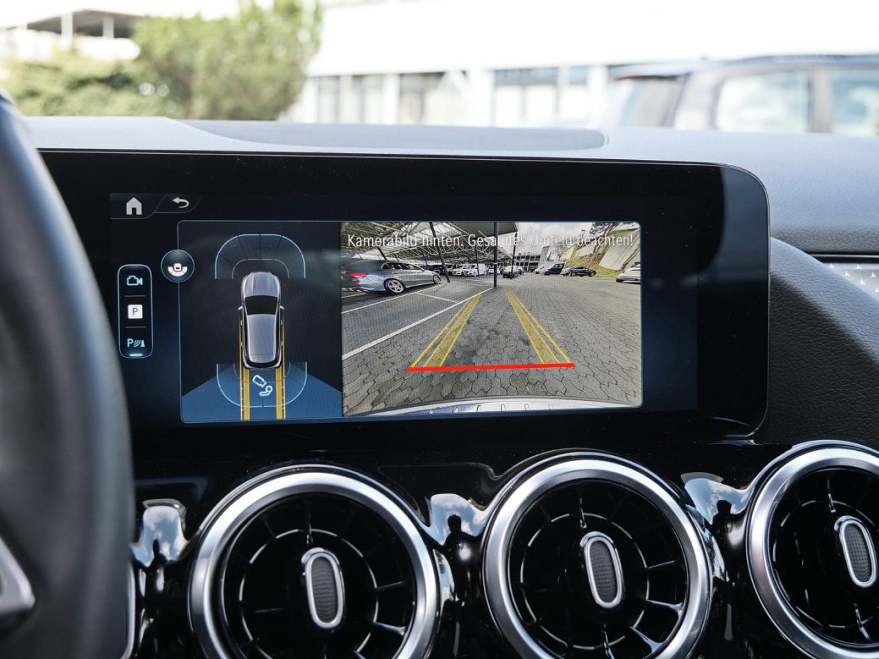 Mercedes-Benz GLA 220 d 4M Progressive Navi AHK Kamera EasyP