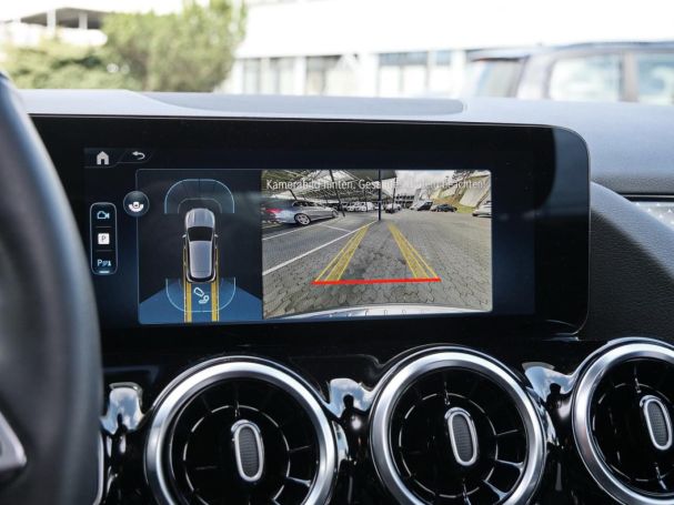 Mercedes-Benz GLA 220 d 4M Progressive Navi AHK Kamera EasyP
