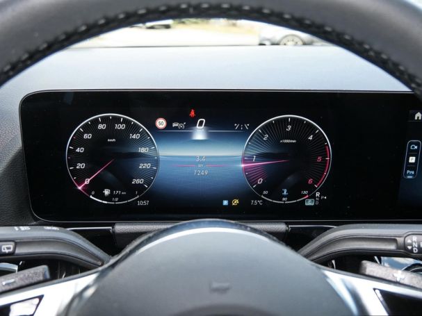 Mercedes-Benz GLA 220 d 4M Progressive Navi AHK Kamera EasyP