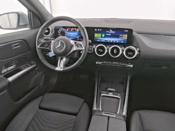 Mercedes-Benz GLA 220 d 4M Progressive Navi AHK Kamera EasyP