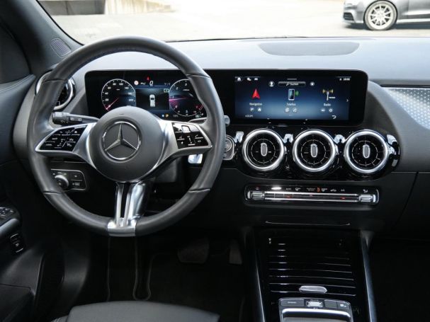 Mercedes-Benz GLA 220 d 4M Progressive Navi AHK Kamera EasyP