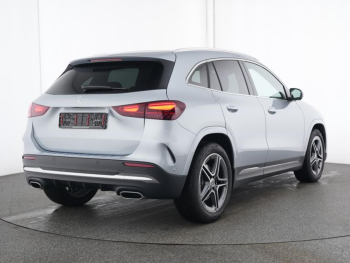 Mercedes-Benz GLA 220 d 4M AMG Distronic MBUXNavi 360° Keyless