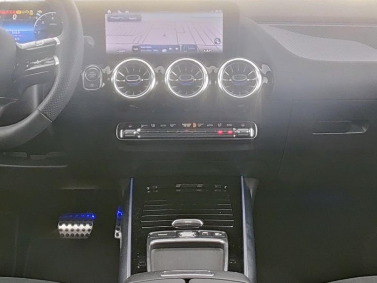 Mercedes-Benz GLA 220 d 4M AMG Distronic MBUXNavi 360° Keyless