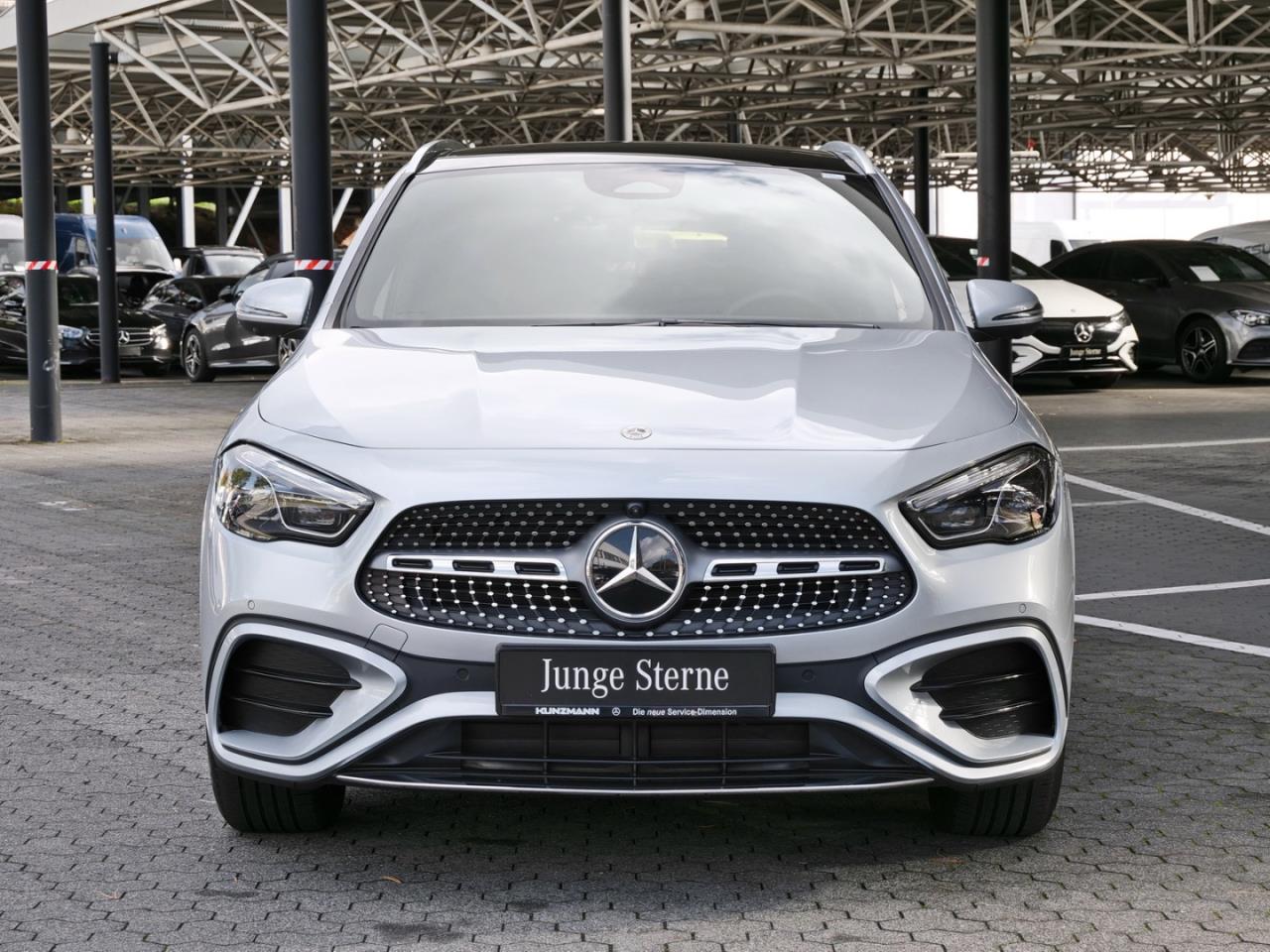 Mercedes-Benz GLA 220 d 4M AMG Distronic MBUXNavi 360° Panorama