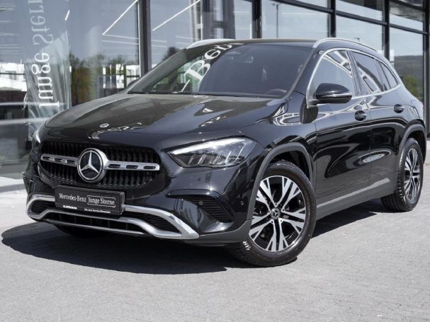 Mercedes-Benz GLA 220 d 4M Progressive Kamera Easy-Pack AHK