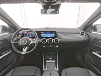 Mercedes-Benz GLA 220 d 4M Progressive Kamera Easy-Pack AHK