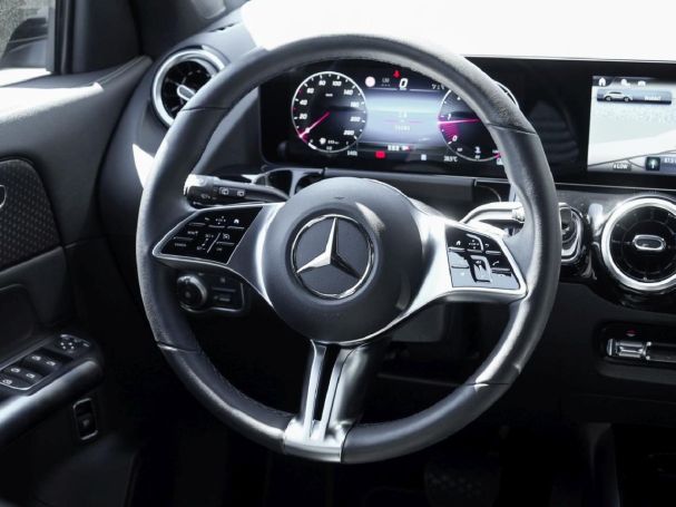 Mercedes-Benz GLA 220 d 4M Progressive Kamera Easy-Pack AHK