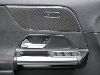 Mercedes-Benz GLA 220 d 4M AMG MBUXNavi+ Kamera AHK Spiegel-P