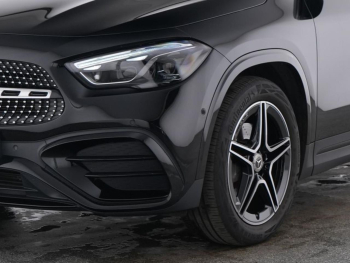 Mercedes-Benz GLA 220 d 4M AMG Night Distronic 360° Winter-P