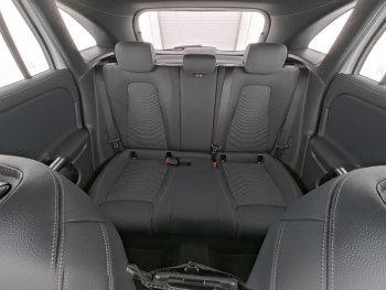 Mercedes-Benz GLA 220 d 4M Progressive Panorama Distronic