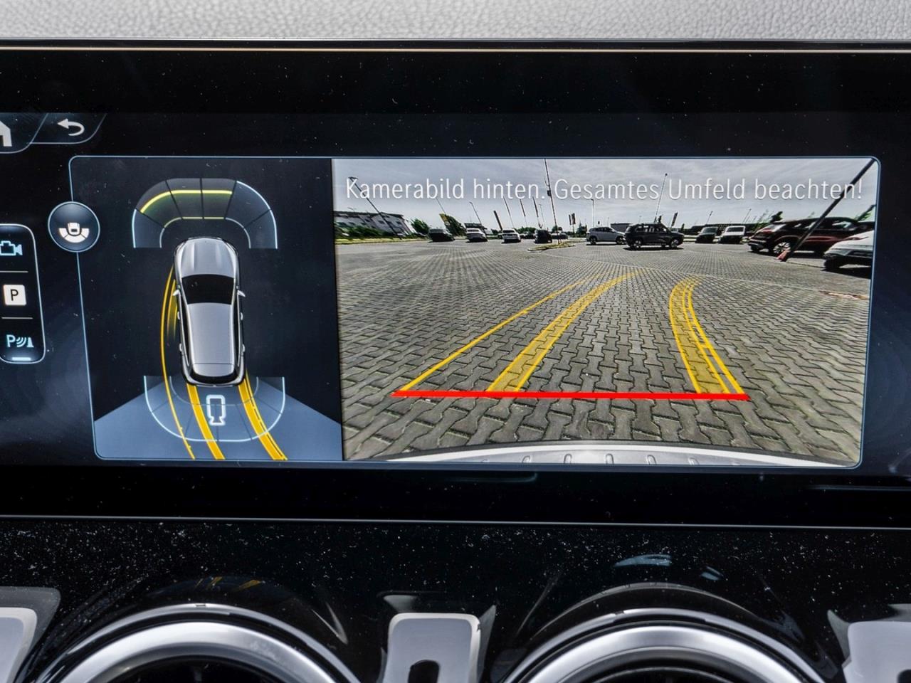 Mercedes-Benz GLA 220 d 4M Progressive Panorama Distronic