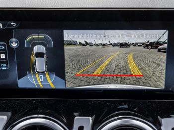 Mercedes-Benz GLA 220 d 4M Progressive Panorama Distronic