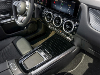 Mercedes-Benz GLA 220 d 4M Progressive Panorama Distronic