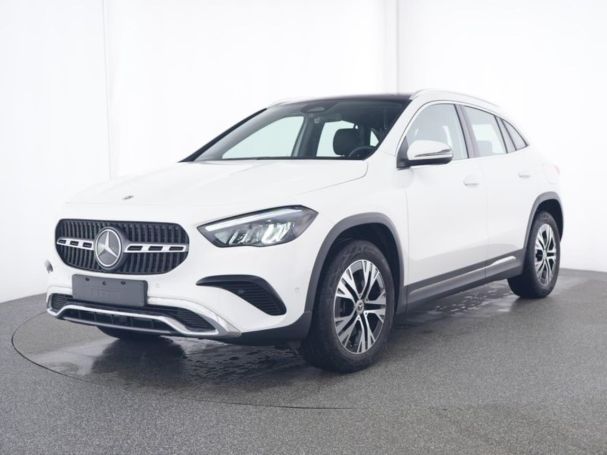 Mercedes-Benz GLA 220 d 4M Progressive Panorama Distronic