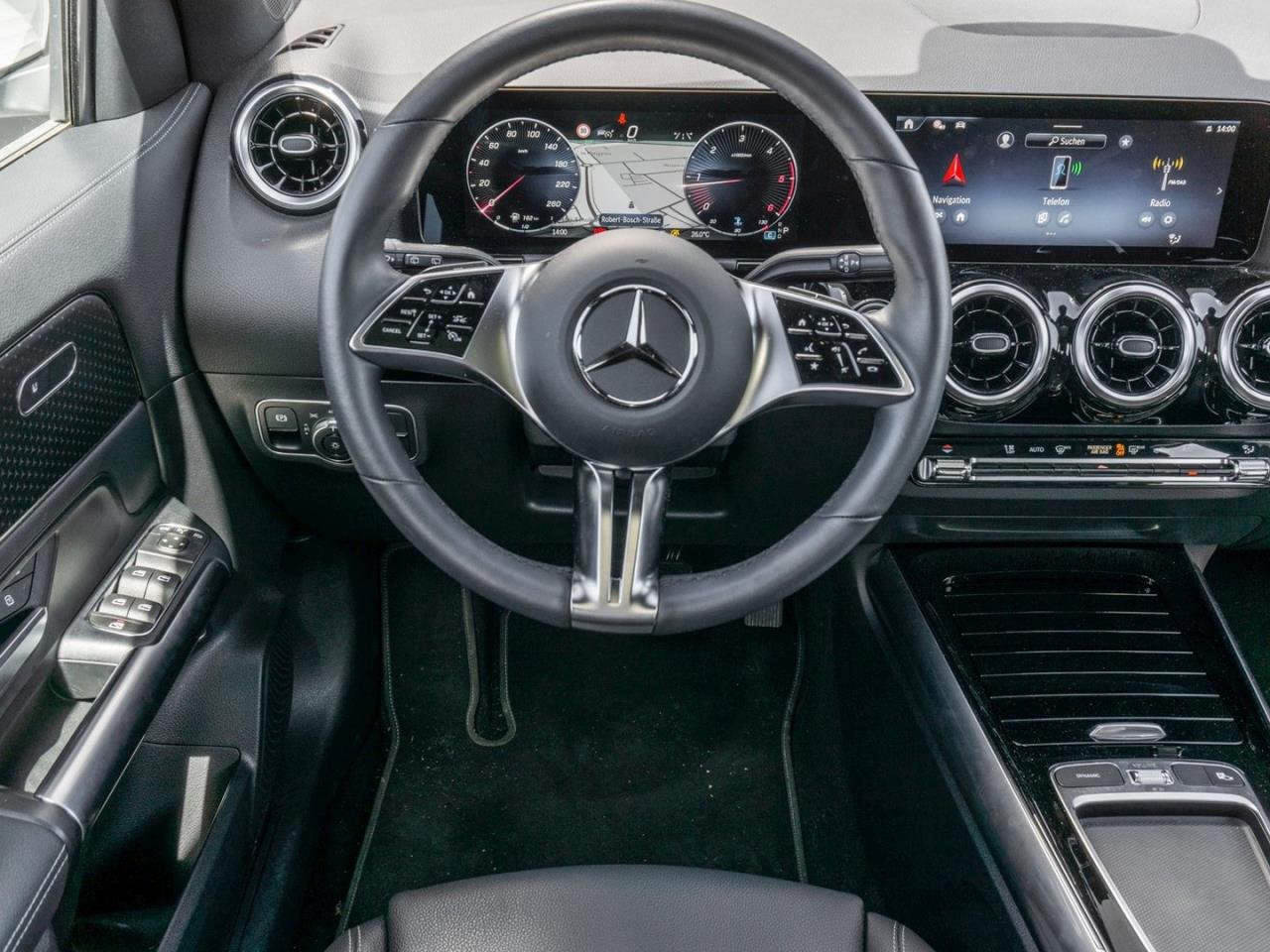 Mercedes-Benz GLA 220 d 4M Progressive Panorama Distronic