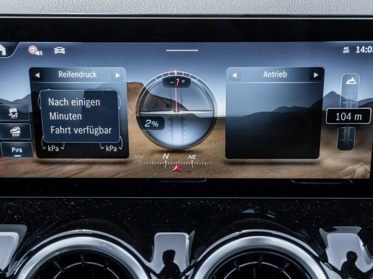 Mercedes-Benz GLA 220 d 4M Progressive Panorama Distronic