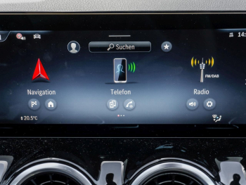 Mercedes-Benz GLA 220 d 4M Progressive Panorama Distronic