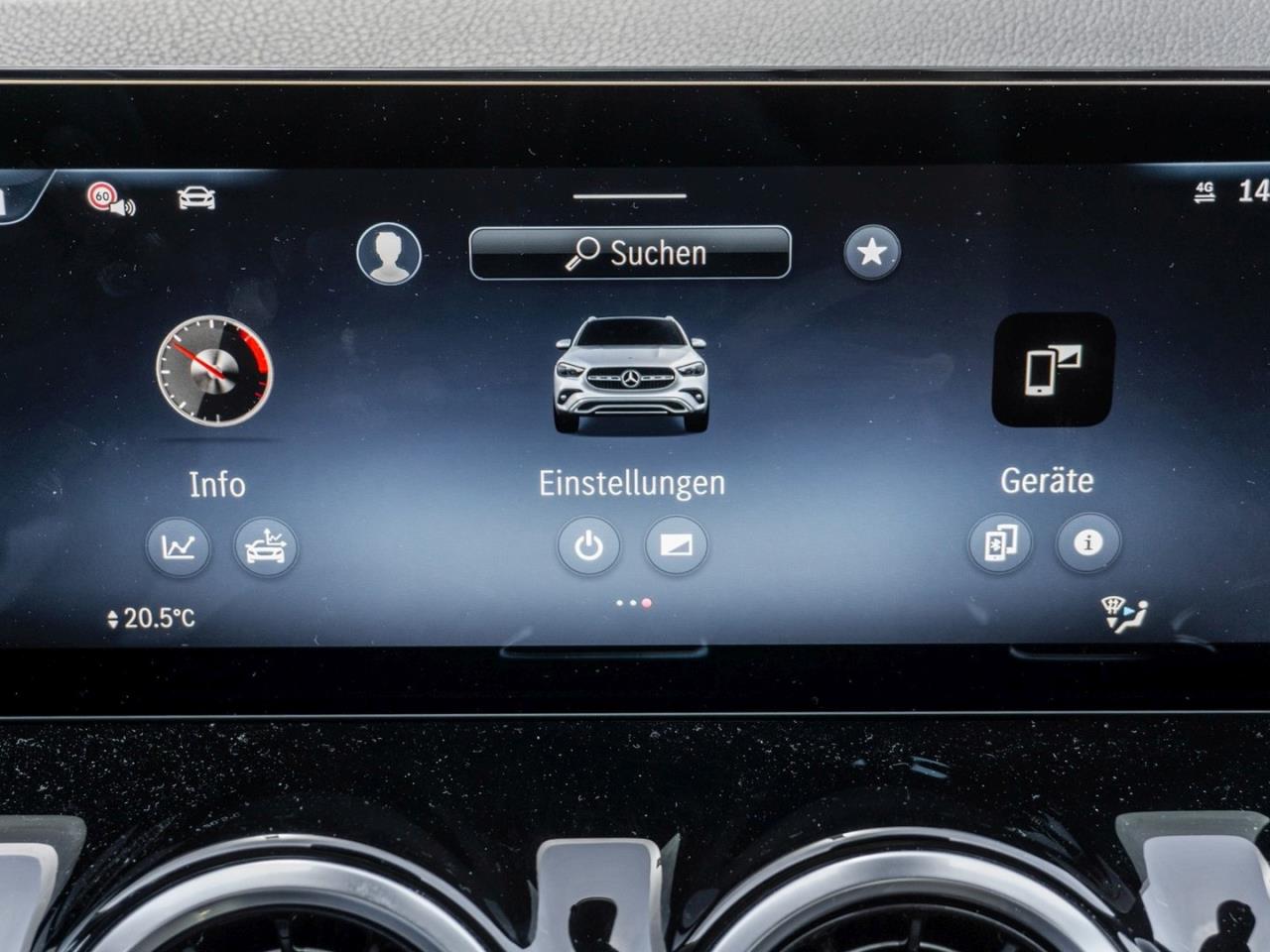 Mercedes-Benz GLA 220 d 4M Progressive Panorama Distronic