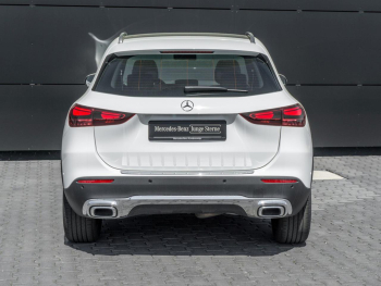 Mercedes-Benz GLA 220 d 4M Progressive Panorama Distronic