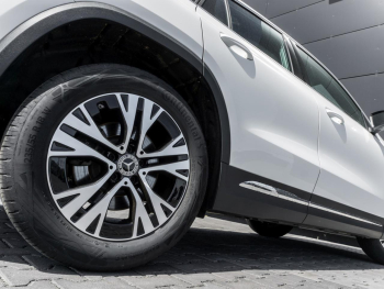 Mercedes-Benz GLA 220 d 4M Progressive Panorama Distronic