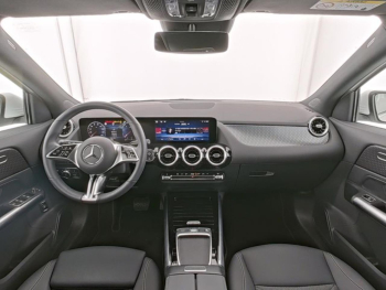 Mercedes-Benz GLA 220 d 4M Progressive Panorama Distronic