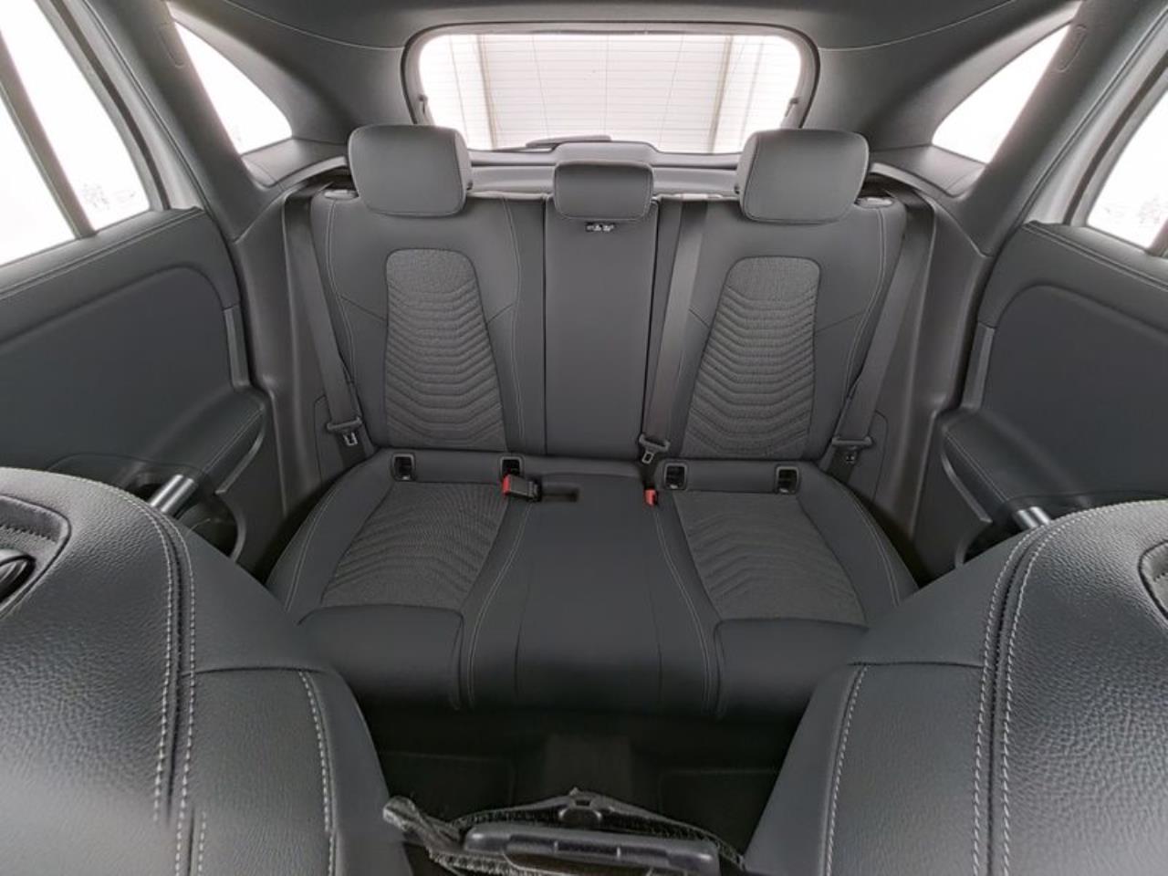 Mercedes-Benz GLA 220 d 4M Progressive Panorama Distronic