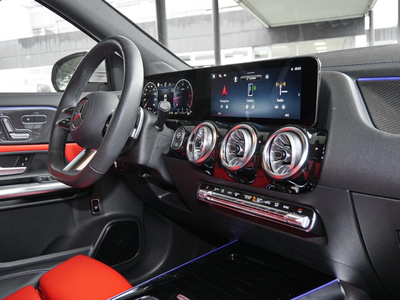 Mercedes-Benz GLA 220 d 4M AMG Panorama Distronic HeadUp 360°