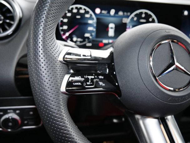 Mercedes-Benz GLA 220 d 4M AMG Panorama Distronic HeadUp 360°