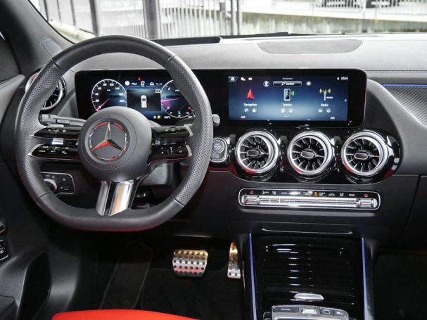 Mercedes-Benz GLA 220 d 4M AMG Panorama Distronic HeadUp 360°