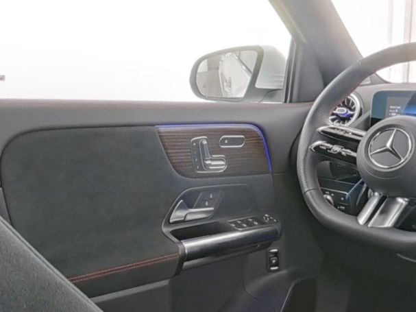 Mercedes-Benz GLA 220 d 4M AMG Panorama Distronic 360° HUD