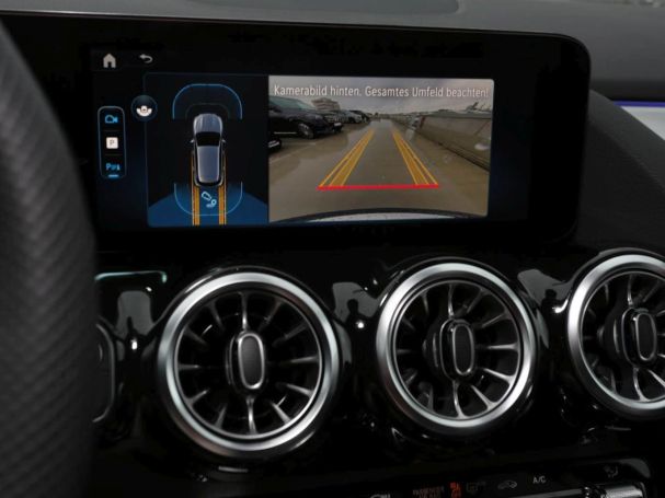 Mercedes-Benz GLA 220 d 4MATIC AMG Night Panorama Kamera AHK