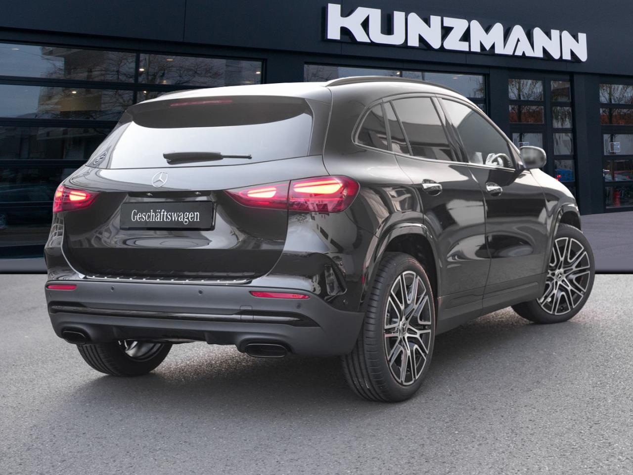 Mercedes-Benz GLA 220 d 4MATIC AMG Night Panorama 360? HUD AHK