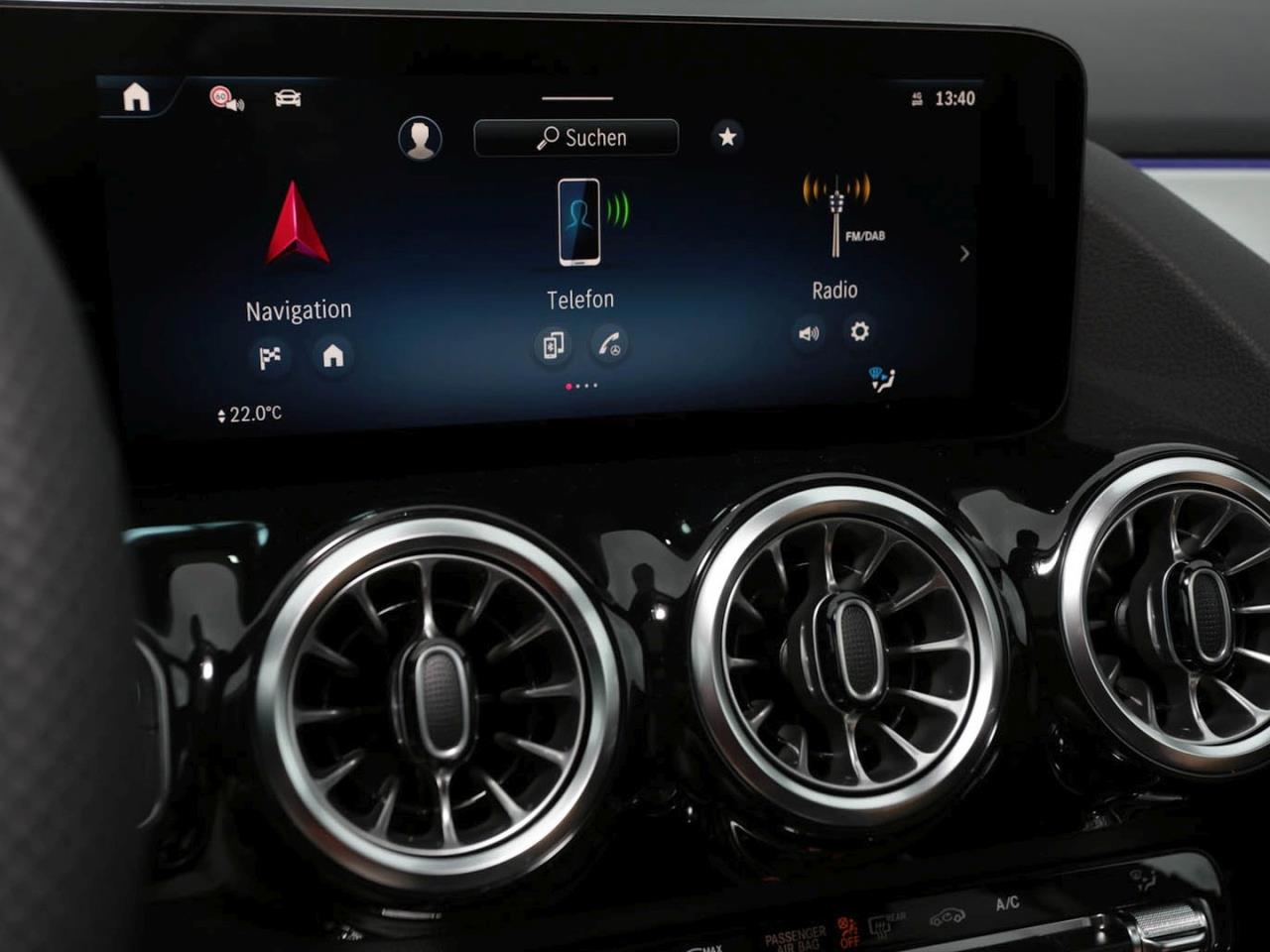 Mercedes-Benz GLA 220 d 4MATIC AMG Night Panorama Kamera AHK