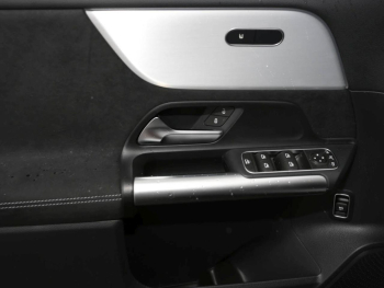 Mercedes-Benz GLA 220 d 4MATIC AMG Night Panorama Kamera AHK