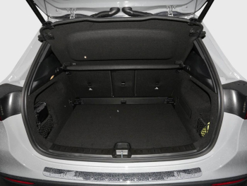 Mercedes-Benz GLA 220 d 4MATIC AMG Night Panorama Kamera AHK