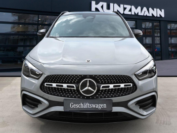 Mercedes-Benz GLA 220 d 4MATIC AMG Night Panorama AHK EasyP