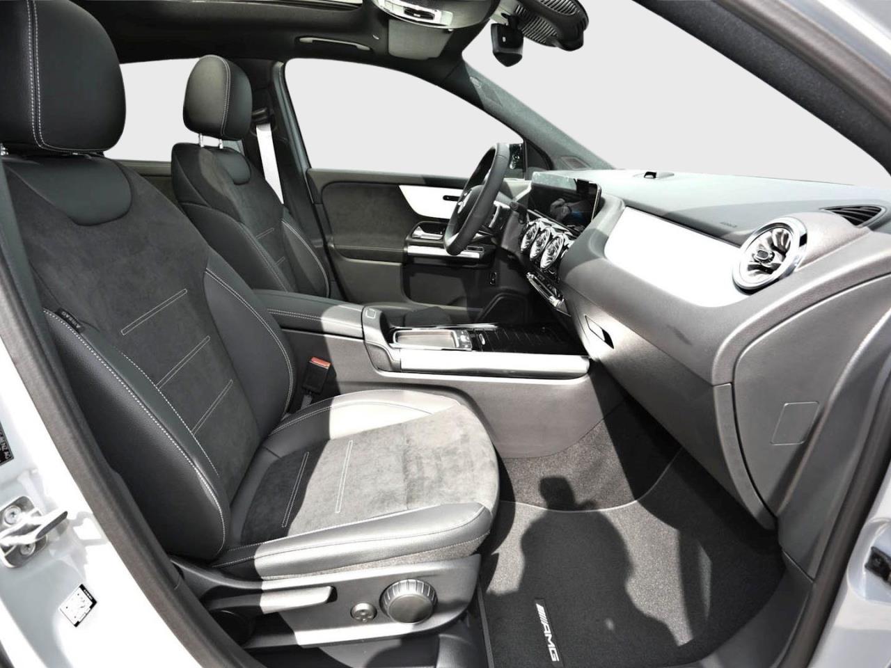 Mercedes-Benz GLA 220 d 4MATIC AMG Night Panorama AHK EasyP