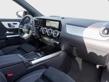 Mercedes-Benz GLA 220 d 4MATIC AMG Night Panorama AHK 360°