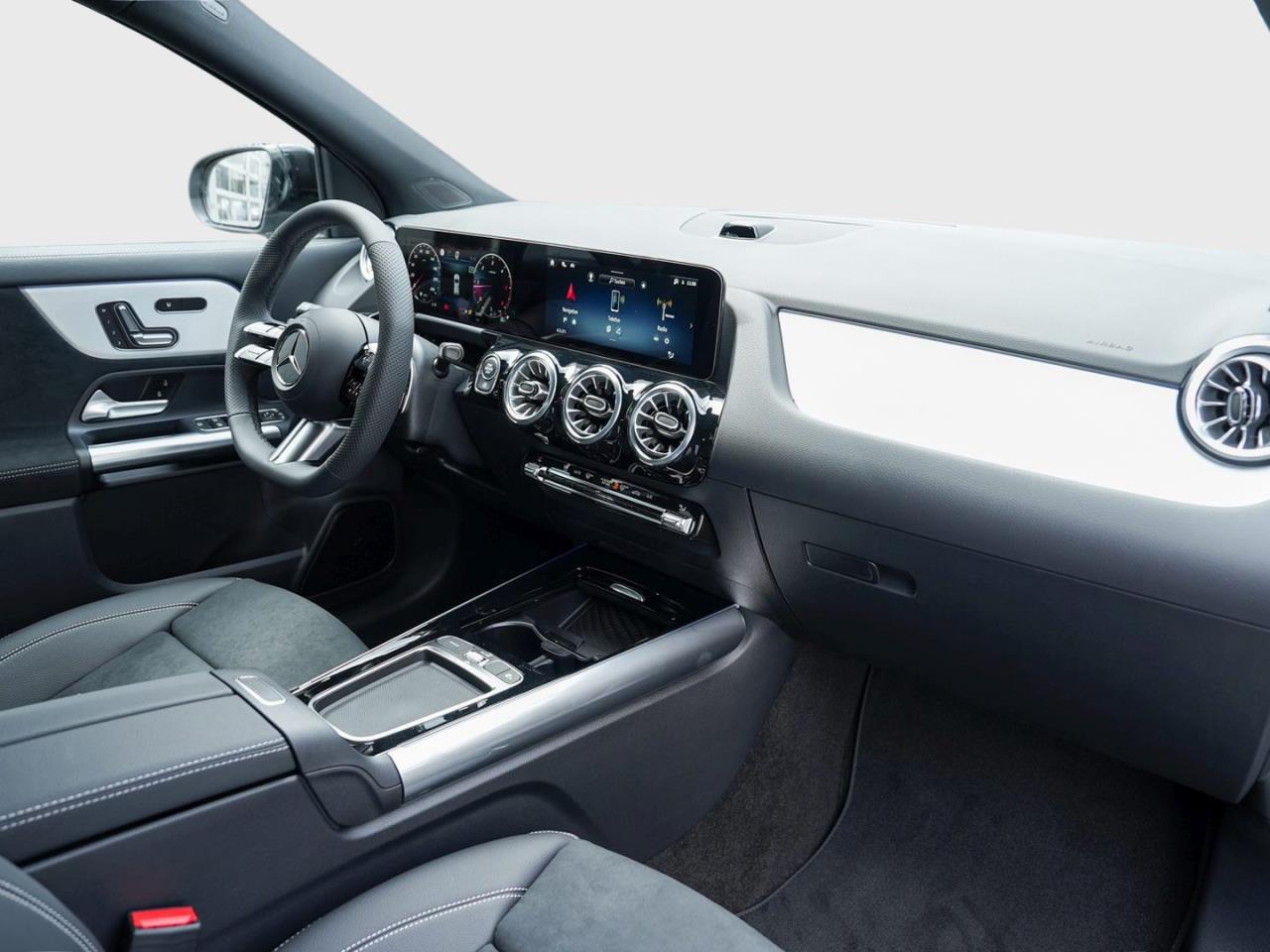 Mercedes-Benz GLA 220 d 4MATIC AMG Night Panorama Distronic