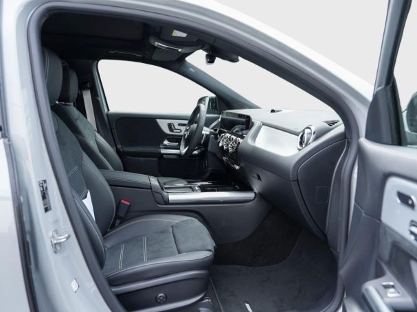 Mercedes-Benz GLA 220 d 4MATIC AMG Night Panorama Distronic