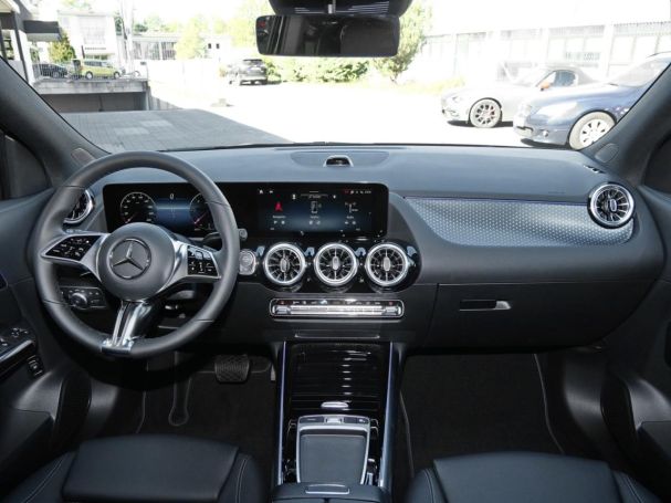 Mercedes-Benz GLA 220 d 4MATIC Progressive Night 360° AHK