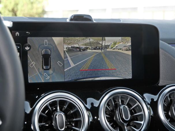 Mercedes-Benz GLA 220 d 4MATIC Progressive Night 360° AHK